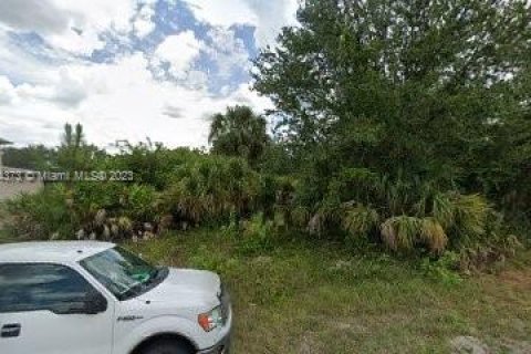 Terreno en venta en Lehigh Acres, Florida № 866222 - foto 4
