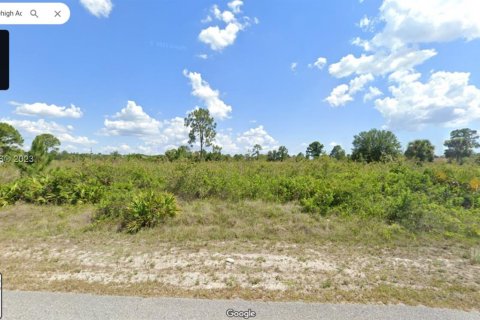 Terreno en venta en Lehigh Acres, Florida № 866222 - foto 2
