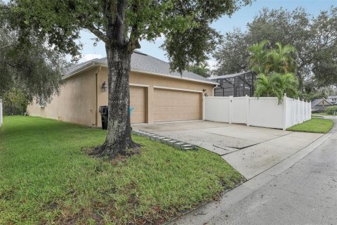 House in Orlando, Florida 4 bedrooms, 267.56 sq.m. № 1400580 - photo 23