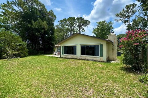 Villa ou maison à vendre à Edgewater, Floride: 2 chambres, 159.79 m2 № 1265985 - photo 3