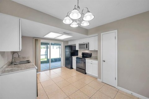 Touwnhouse à vendre à Tampa, Floride: 3 chambres, 134.71 m2 № 1347441 - photo 16