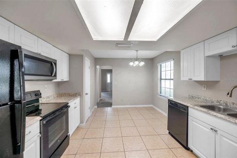 Adosado en venta en Tampa, Florida, 3 dormitorios, 134.71 m2 № 1347441 - foto 23