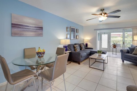 Condominio en venta en Lake Worth, Florida, 1 dormitorio, 79.9 m2 № 1104328 - foto 21