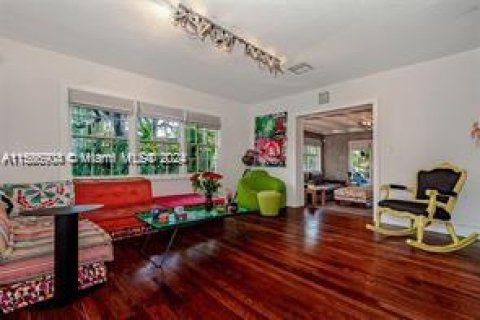 Casa en venta en Fort Lauderdale, Florida, 3 dormitorios, 145.11 m2 № 1104051 - foto 4