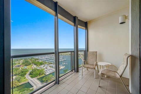 Condominio en venta en Saint Petersburg, Florida, 3 dormitorios, 306.58 m2 № 1387303 - foto 19