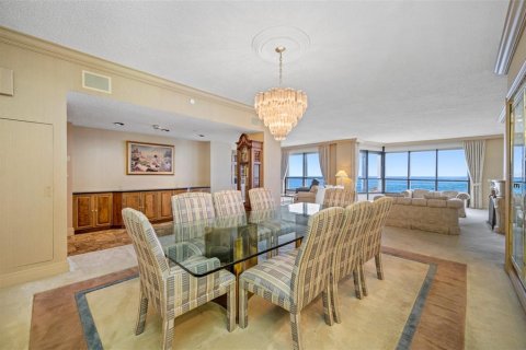 Condominio en venta en Saint Petersburg, Florida, 3 dormitorios, 306.58 m2 № 1387303 - foto 9