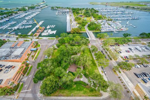 Condominio en venta en Saint Petersburg, Florida, 3 dormitorios, 306.58 m2 № 1387303 - foto 22