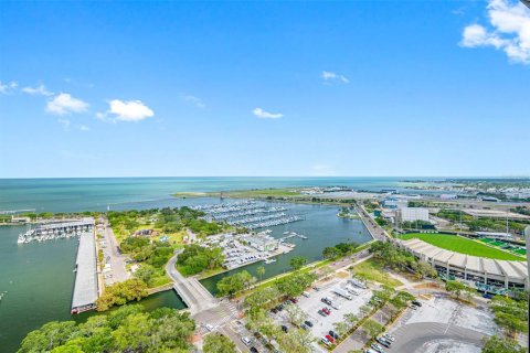 Condominio en venta en Saint Petersburg, Florida, 3 dormitorios, 306.58 m2 № 1387303 - foto 21