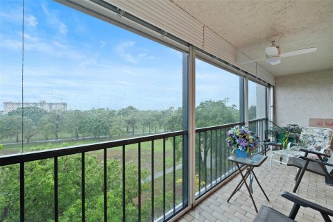 Copropriété à vendre à Lauderhill, Floride: 2 chambres, 102.19 m2 № 1230662 - photo 8