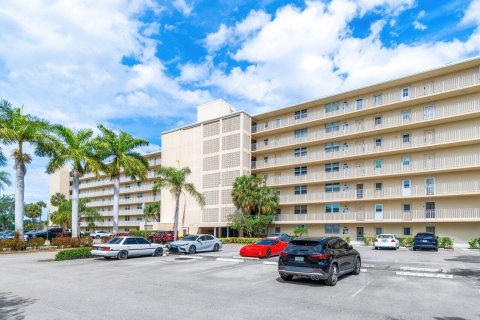 Condo in Boca Raton, Florida, 3 bedrooms  № 1100300 - photo 25