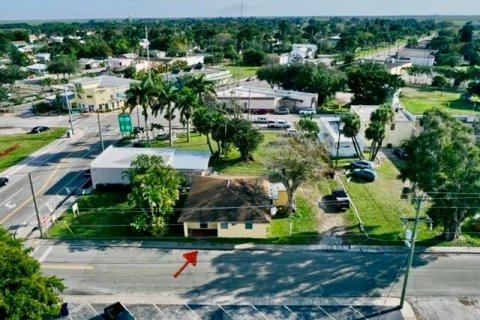 House in Pahokee, Florida 3 bedrooms, 134.71 sq.m. № 1100341 - photo 3