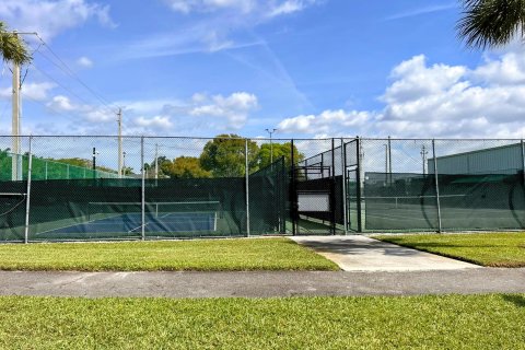 Condo in Delray Beach, Florida, 1 bedroom  № 1100340 - photo 20