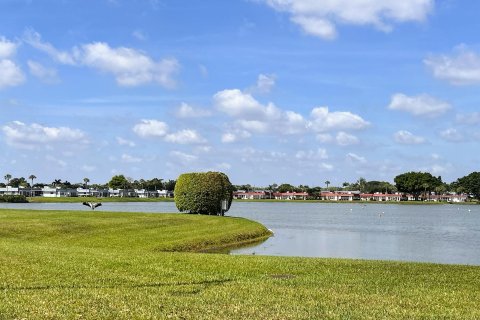 Condo in Delray Beach, Florida, 1 bedroom  № 1100340 - photo 24