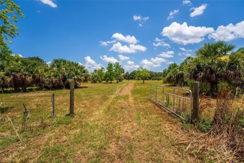 Terreno en venta en Geneva, Florida № 1277817 - foto 1