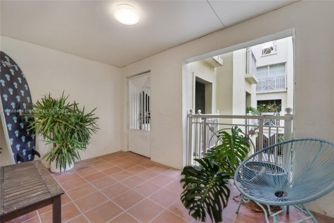 Condo in Miami Beach, Florida, 3 bedrooms  № 1430126 - photo 4