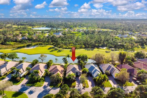 Villa ou maison à vendre à Jensen Beach, Floride: 3 chambres, 176.42 m2 № 1077760 - photo 5