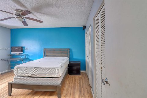 Купить кондоминиум в Холливуд, Флорида 1 спальня, 66.89м2, № 1080320 - фото 22