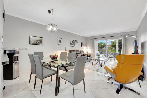 Copropriété à vendre à Lauderdale Lakes, Floride: 2 chambres, 87.7 m2 № 1404204 - photo 5