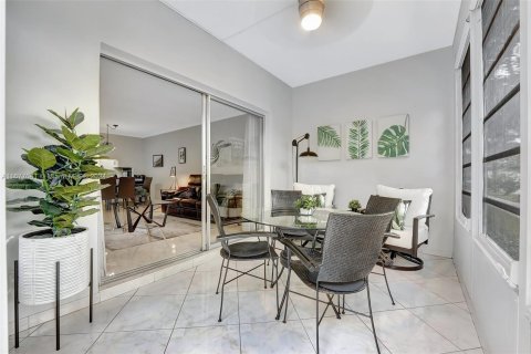 Copropriété à vendre à Lauderdale Lakes, Floride: 2 chambres, 87.7 m2 № 1404204 - photo 13