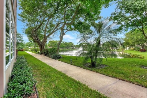 Copropriété à vendre à Lauderdale Lakes, Floride: 2 chambres, 87.7 m2 № 1404204 - photo 27