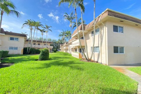 Condominio en venta en Palmetto Bay, Florida, 2 dormitorios, 74.79 m2 № 1404206 - foto 3