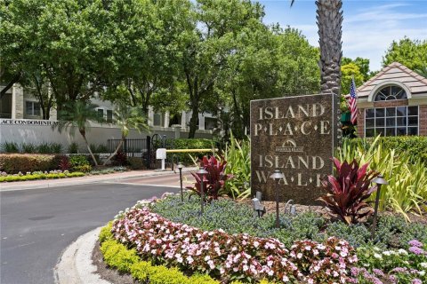 Condo in Tampa, Florida, 1 bedroom  № 1336841 - photo 2