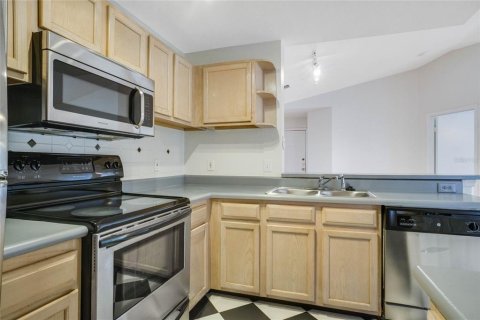 Condo in Orlando, Florida, 4 bedrooms  № 1336874 - photo 8