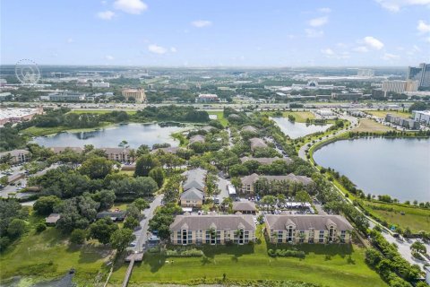 Condominio en venta en Orlando, Florida, 4 dormitorios, 122.91 m2 № 1336874 - foto 30