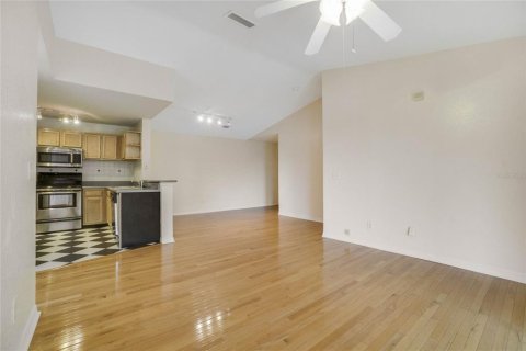 Copropriété à vendre à Orlando, Floride: 4 chambres, 122.91 m2 № 1336874 - photo 6