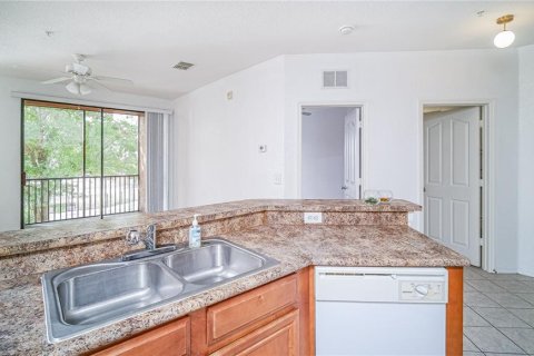 Copropriété à louer à Orlando, Floride: 2 chambres, 104.42 m2 № 1357602 - photo 14