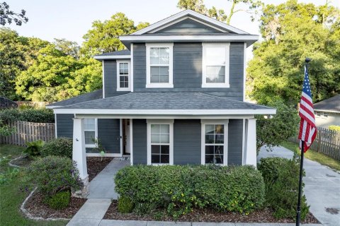 Villa ou maison à vendre à DeLand, Floride: 3 chambres, 210.7 m2 № 1252655 - photo 2