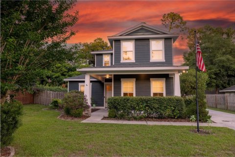 Villa ou maison à vendre à DeLand, Floride: 3 chambres, 210.7 m2 № 1252655 - photo 1