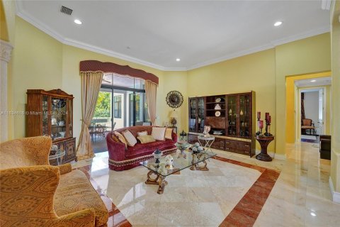 House in Miramar, Florida 6 bedrooms, 336.96 sq.m. № 1310995 - photo 19