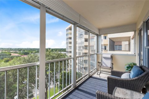 Copropriété à vendre à Coral Springs, Floride: 2 chambres, 116.13 m2 № 1310906 - photo 2