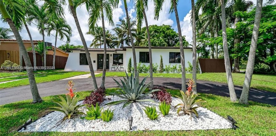 Villa ou maison à Hollywood, Floride 3 chambres, 122.54 m2 № 1348257