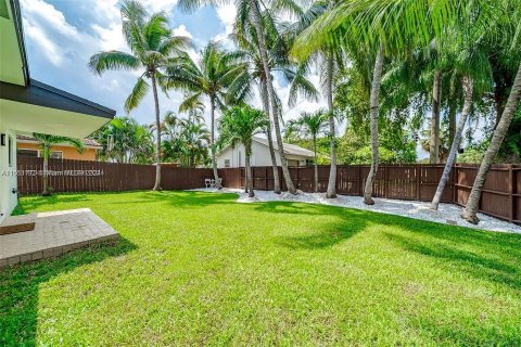 Villa ou maison à louer à Hollywood, Floride: 3 chambres, 122.54 m2 № 1348257 - photo 16