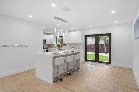 Casa en alquiler en Hollywood, Florida, 3 dormitorios, 122.54 m2 № 1348257 - foto 7