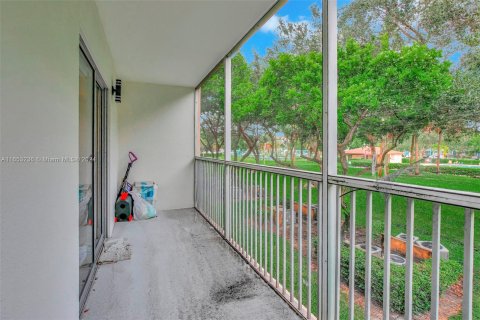 Copropriété à vendre à Pembroke Pines, Floride: 1 chambre, 65.22 m2 № 1348258 - photo 25