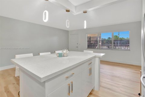 Copropriété à vendre à Pembroke Pines, Floride: 1 chambre, 65.22 m2 № 1348258 - photo 9