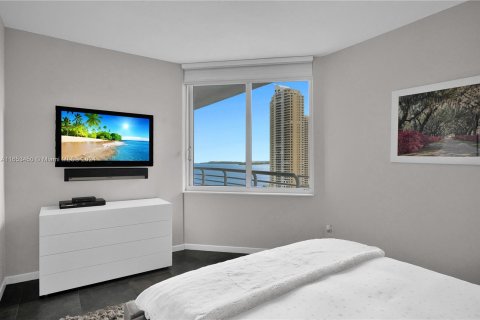 Condo in Miami, Florida, 2 bedrooms  № 1348187 - photo 16