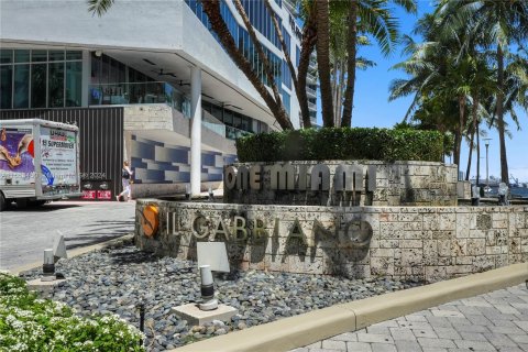 Condominio en venta en Miami, Florida, 2 dormitorios, 113.99 m2 № 1348187 - foto 25