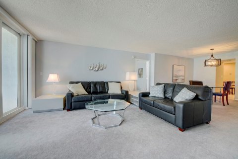 Condominio en venta en Pompano Beach, Florida, 2 dormitorios, 148.64 m2 № 1092029 - foto 22