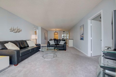 Condominio en venta en Pompano Beach, Florida, 2 dormitorios, 148.64 m2 № 1092029 - foto 23