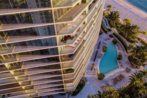 Condominio en venta en Sunny Isles Beach, Florida, 2 dormitorios, 143.07 m2 № 713703 - foto 8