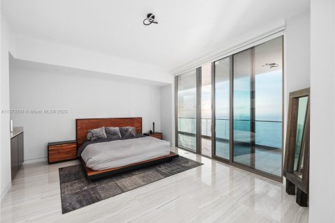 Condominio en venta en Sunny Isles Beach, Florida, 2 dormitorios, 143.07 m2 № 713703 - foto 5