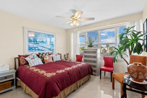 Condo in Fort Lauderdale, Florida, 2 bedrooms  № 970213 - photo 19