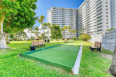 Condo in Fort Lauderdale, Florida, 2 bedrooms  № 970213 - photo 12