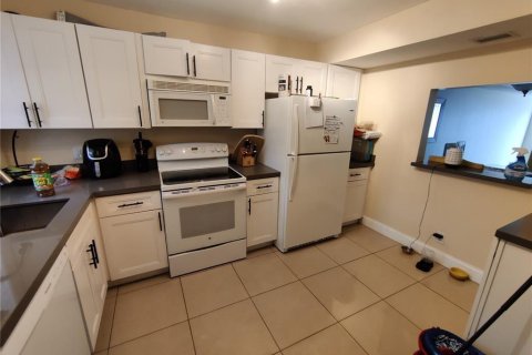 Condominio en venta en Coral Springs, Florida, 3 dormitorios, 133.78 m2 № 984358 - foto 2