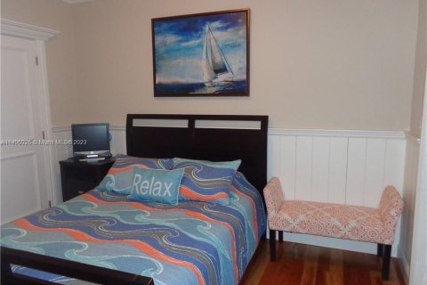 Condo in Hallandale Beach, Florida, 2 bedrooms  № 841137 - photo 16