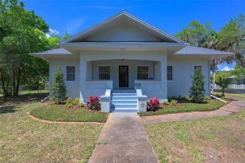 Villa ou maison à louer à New Smyrna Beach, Floride: 2 chambres, 182.65 m2 № 1359796 - photo 1